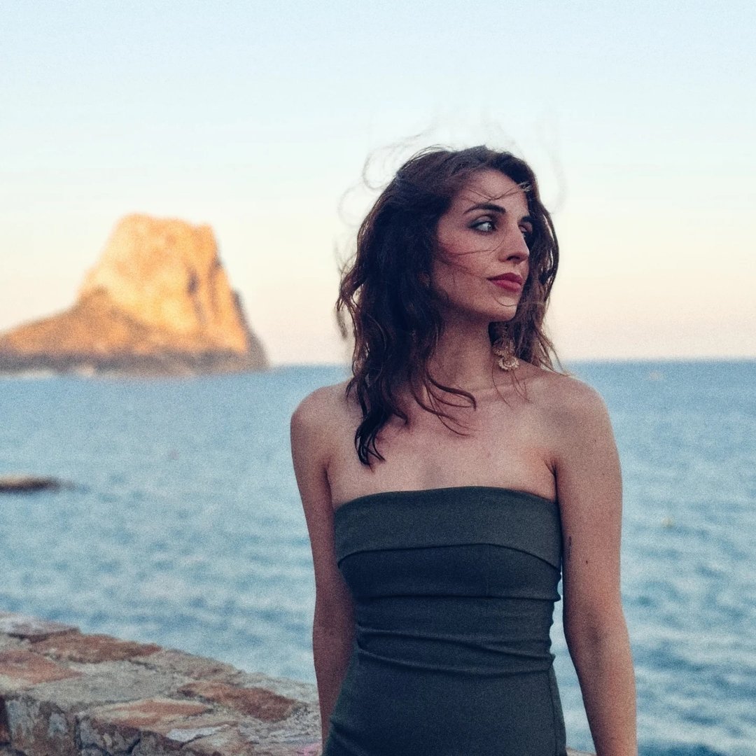 IRENE JOTADÉ | 𝗘𝘀𝗰𝗿𝗶𝘁𝗼𝗿𝗮