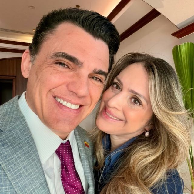 Júlio & Viviane Freitas