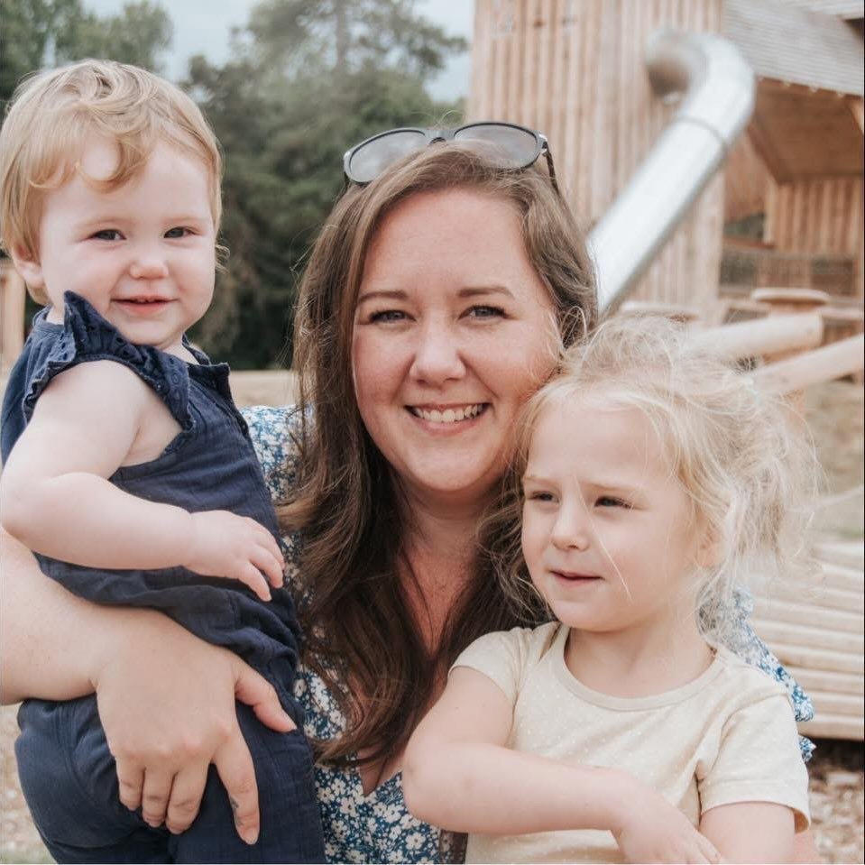 Sophie Callahan • Online Income Mentor for Women