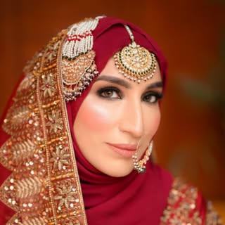 Afshan Azeem |Bridal Makeup Artist,Hairstylist & Educator| UK