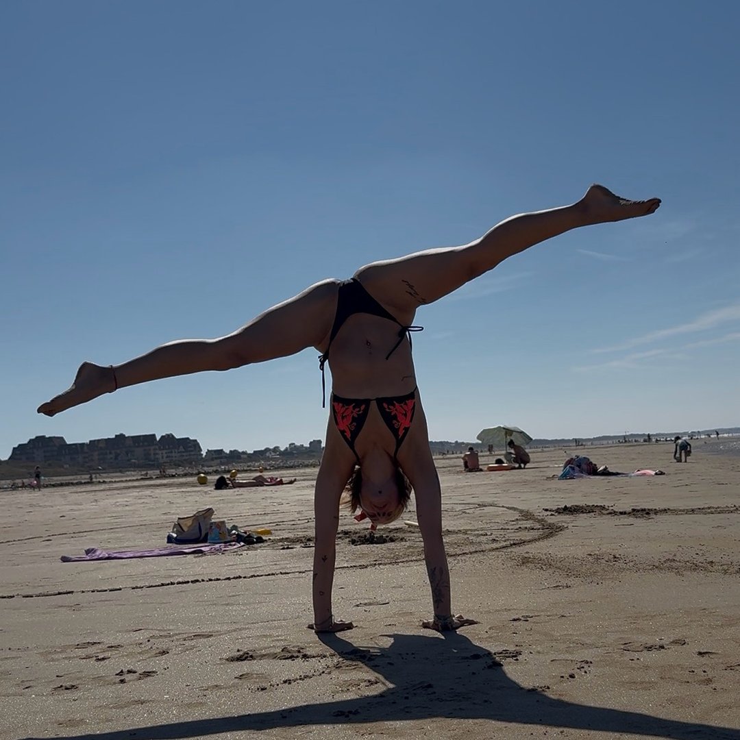 My Pink Move By Lulu Fernandez