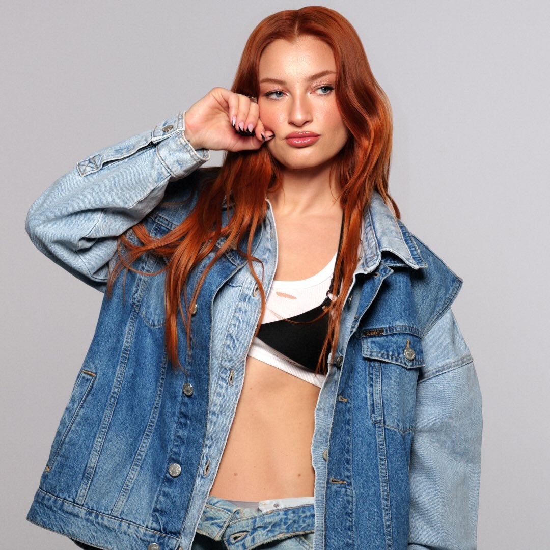 Güliz Ayla