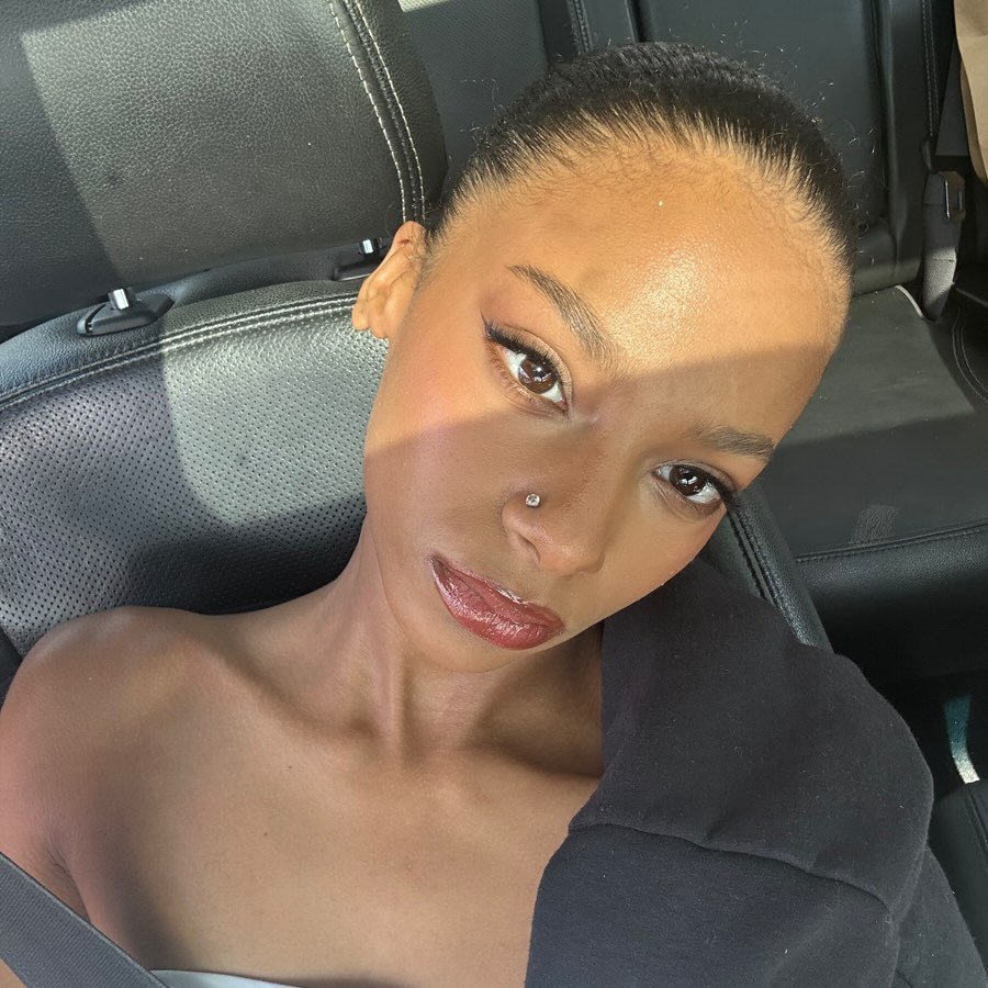 Via | Model & Beauty Creator
