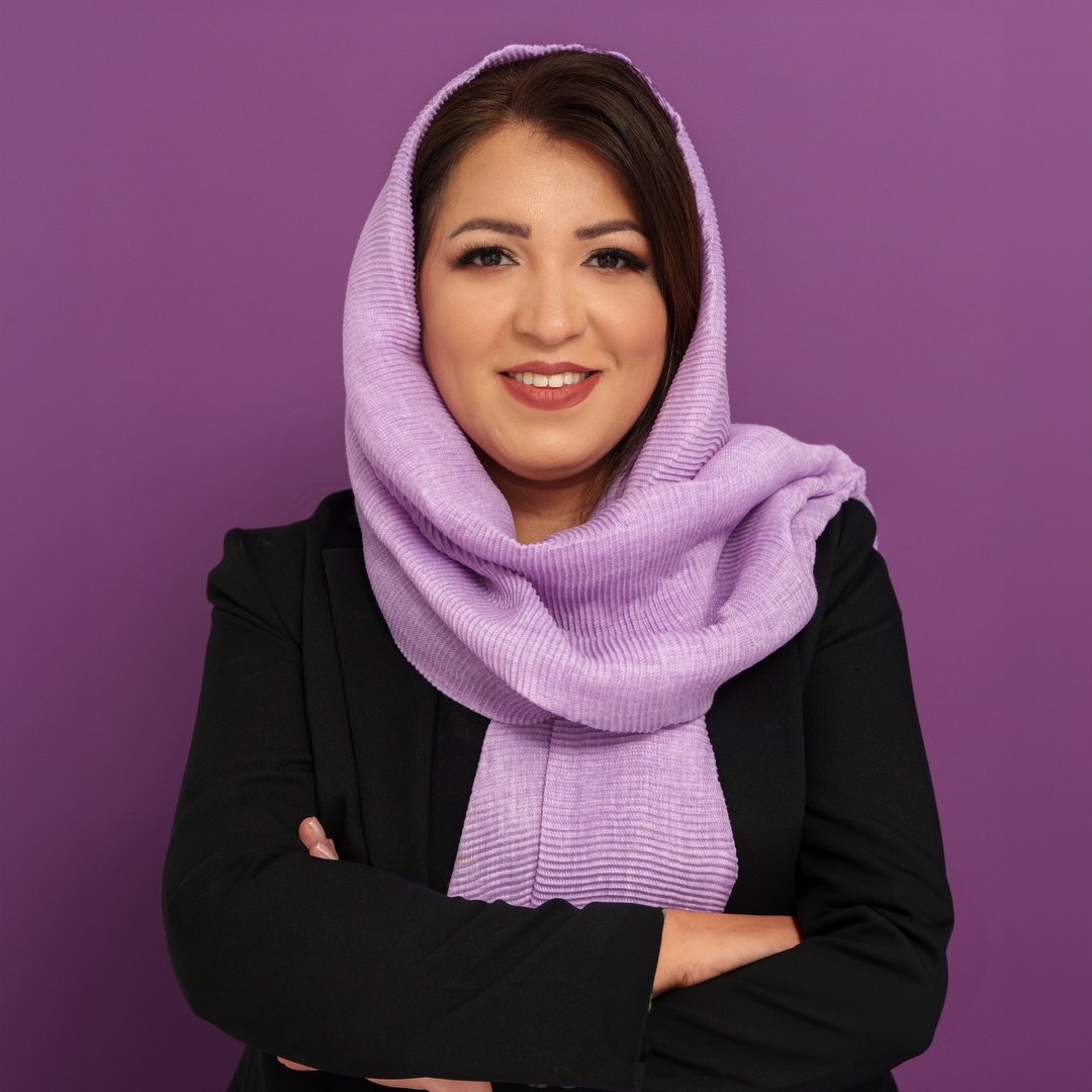 آموزشگاه آرایشگری دترلند