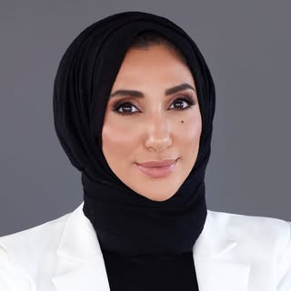 Dr Yusra BDS(Hons)BSc(Hons) PgCert MFDS MJDF RCS