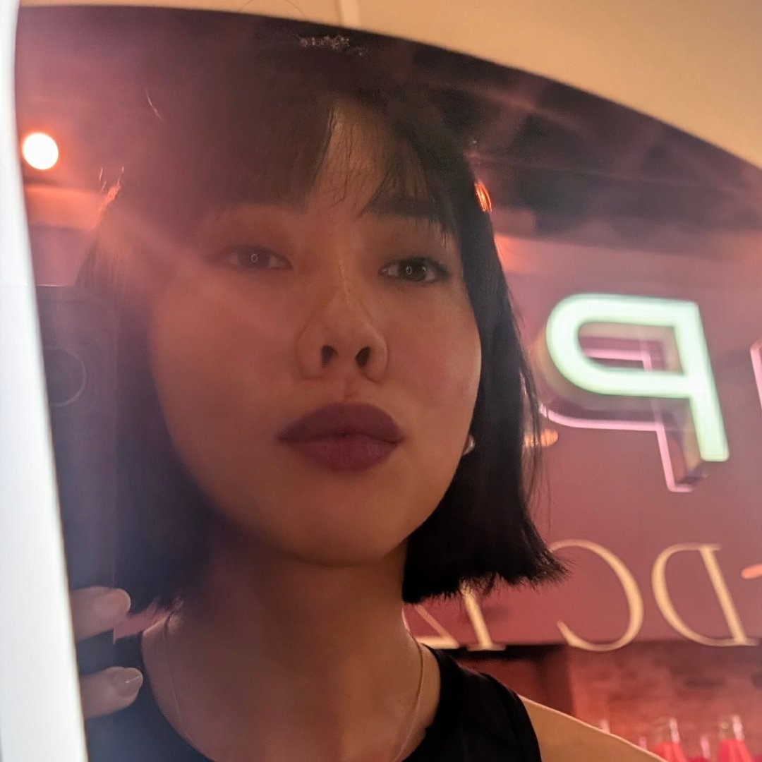 Stephanie | Beauty Creator