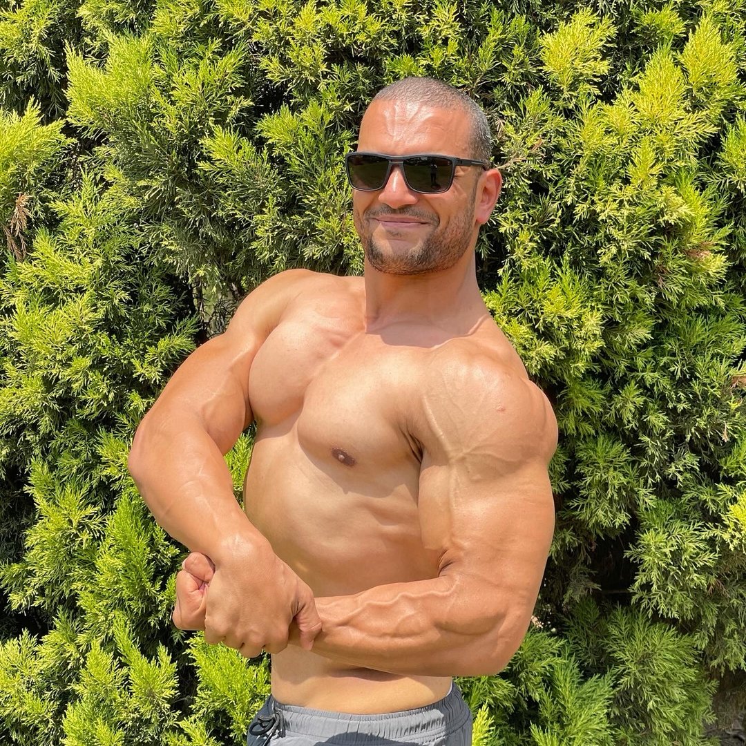 Dr_Mohamed_Eltaweel_officialدكتور محمد الطويل