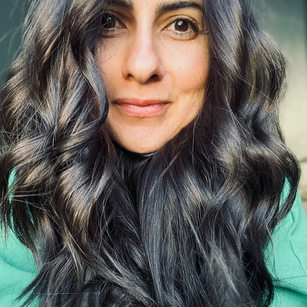 Michelle Thompson | Health & Hair Regrowth Coach (40+)