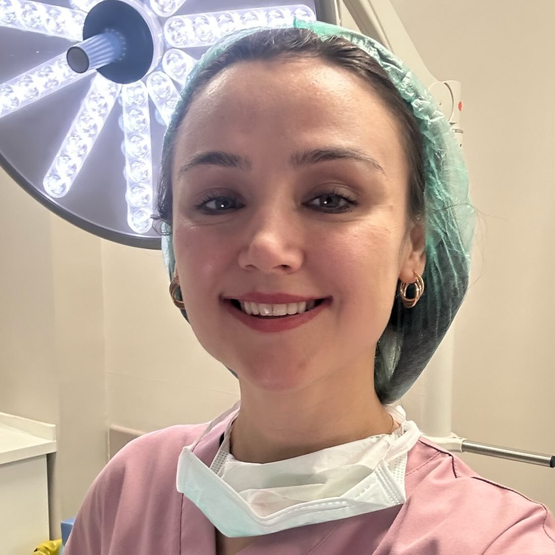 Op.Dr. Duygu Cebecik Özmüş | Kadın Hastalıkları ve Doğum