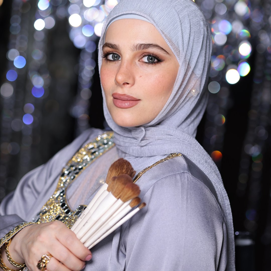 ألوان جابر