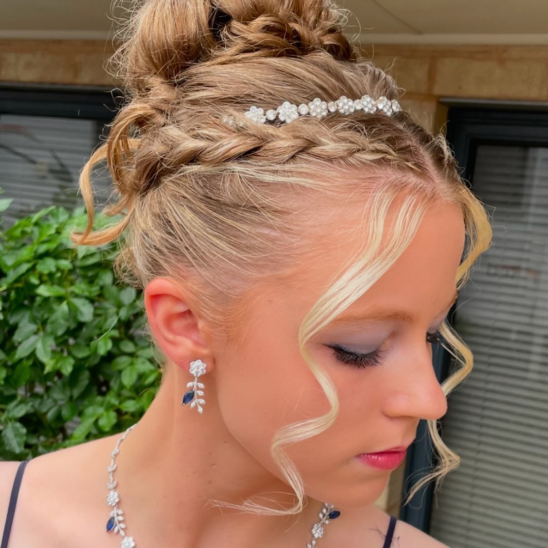 Bella #hairstyling