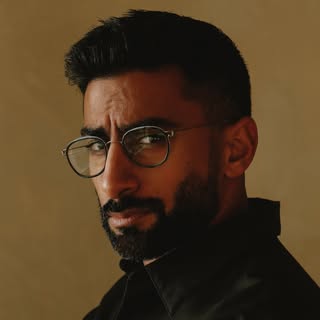 AB | أنس بوخش