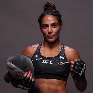 Tabatha “BABY SHARK” Ricci 🦈
