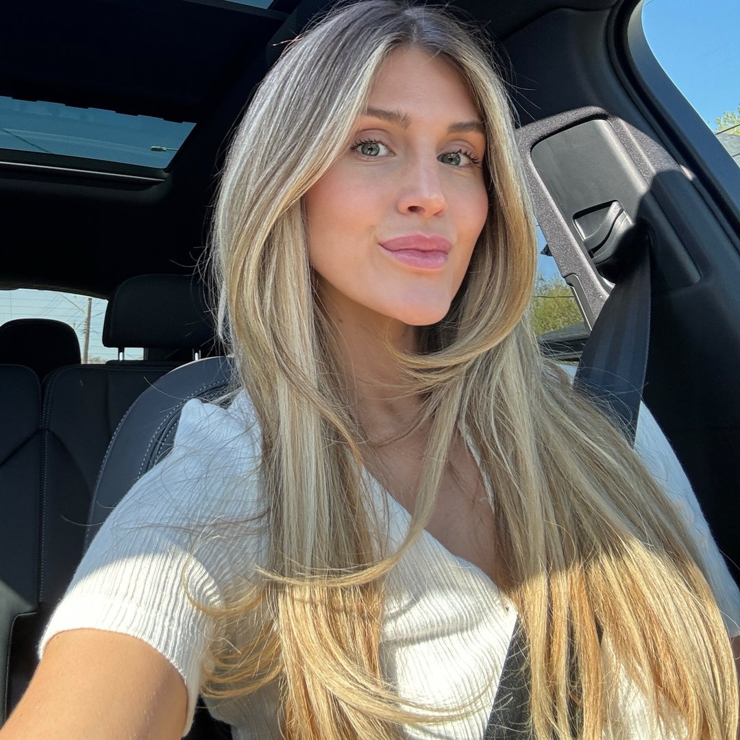 ASHLEY HOAR