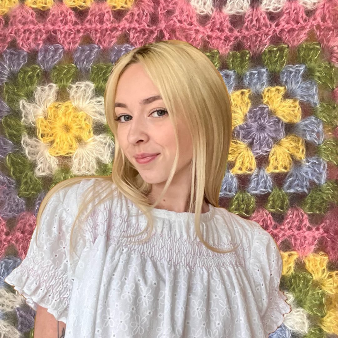Mia Bleach | Art, Crafts & Sewing🌷