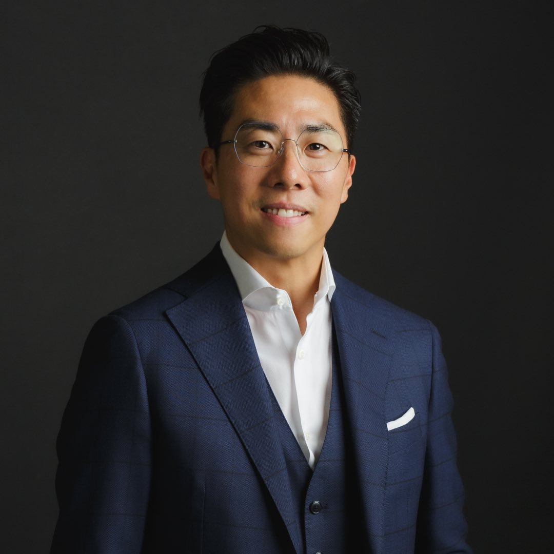 溫哥華房地產經紀 Aaron Cheng PREC* | Vancouver Top Realtor