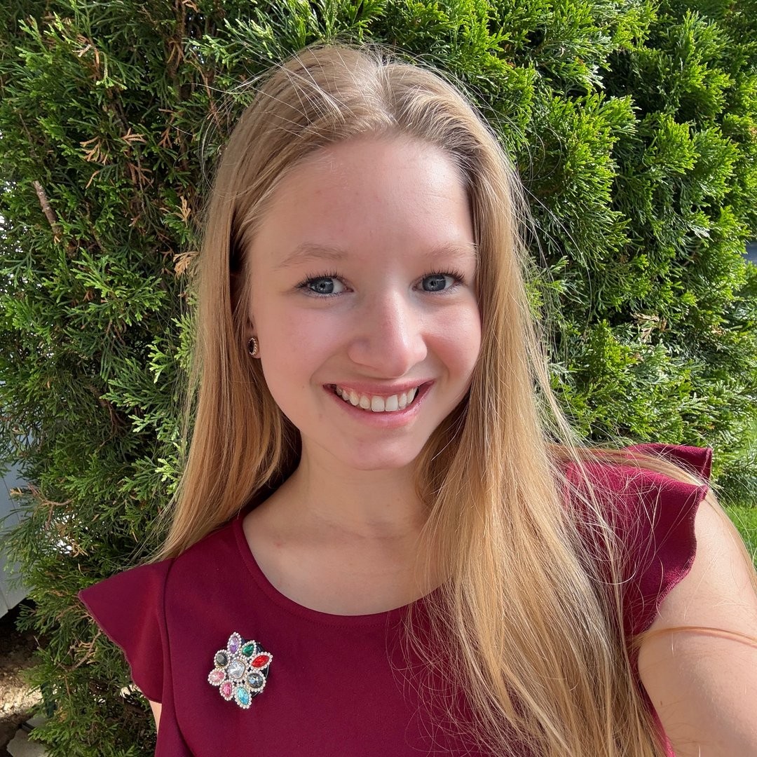 Riley Meckley/ Glow Up In Confidence
