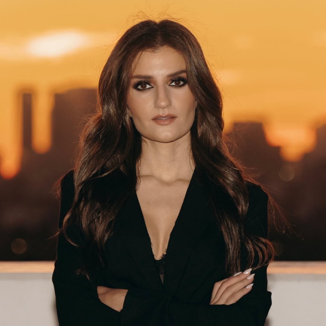 Najwa Zebian