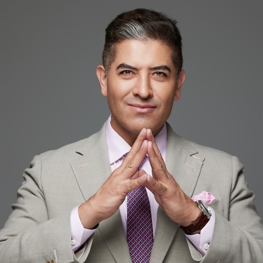 Alfredo Hoyos, Plastic Surgeon