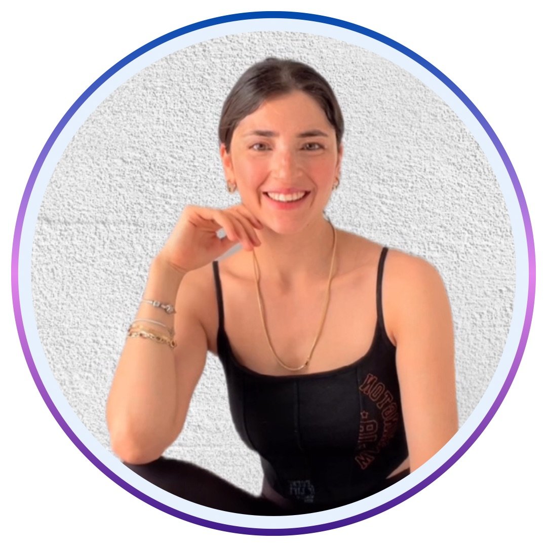 Dilara Kurucay •Online pilates eğitmeni• Hamile pilatesi