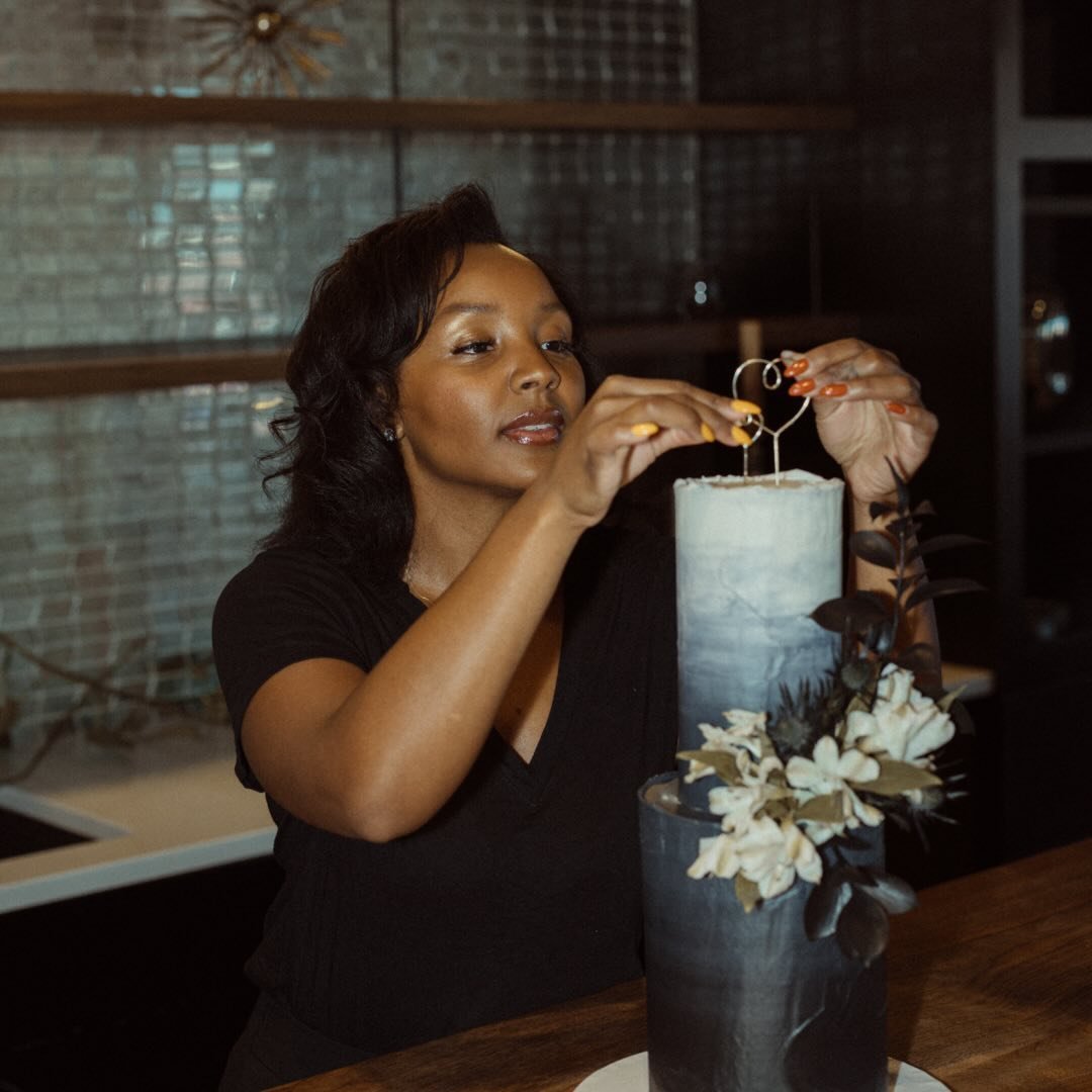 Bryonna| Luxury Cakes & Cupcakes | Educator & Mentor