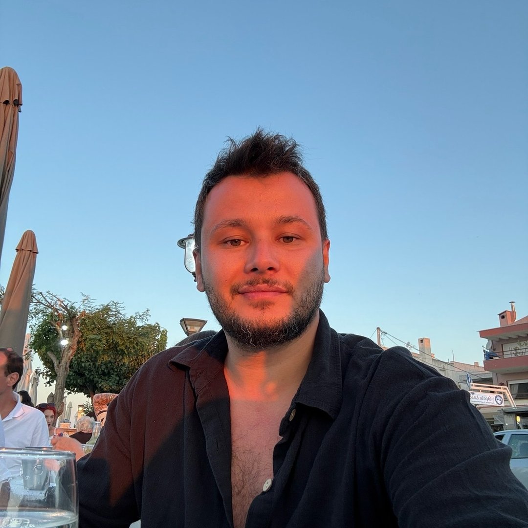 Dr Murat Sarlak