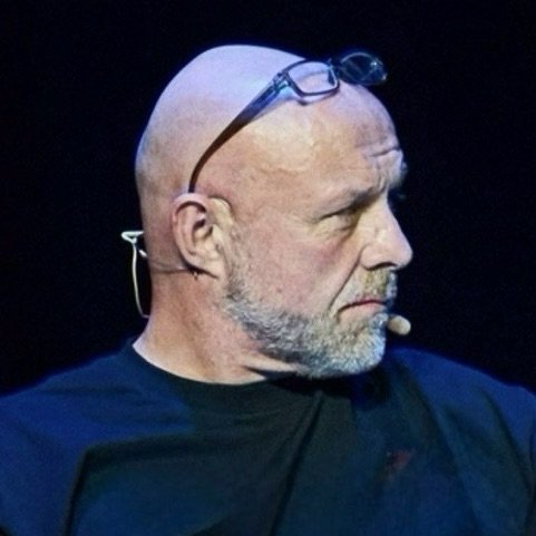 jameshoggwriter