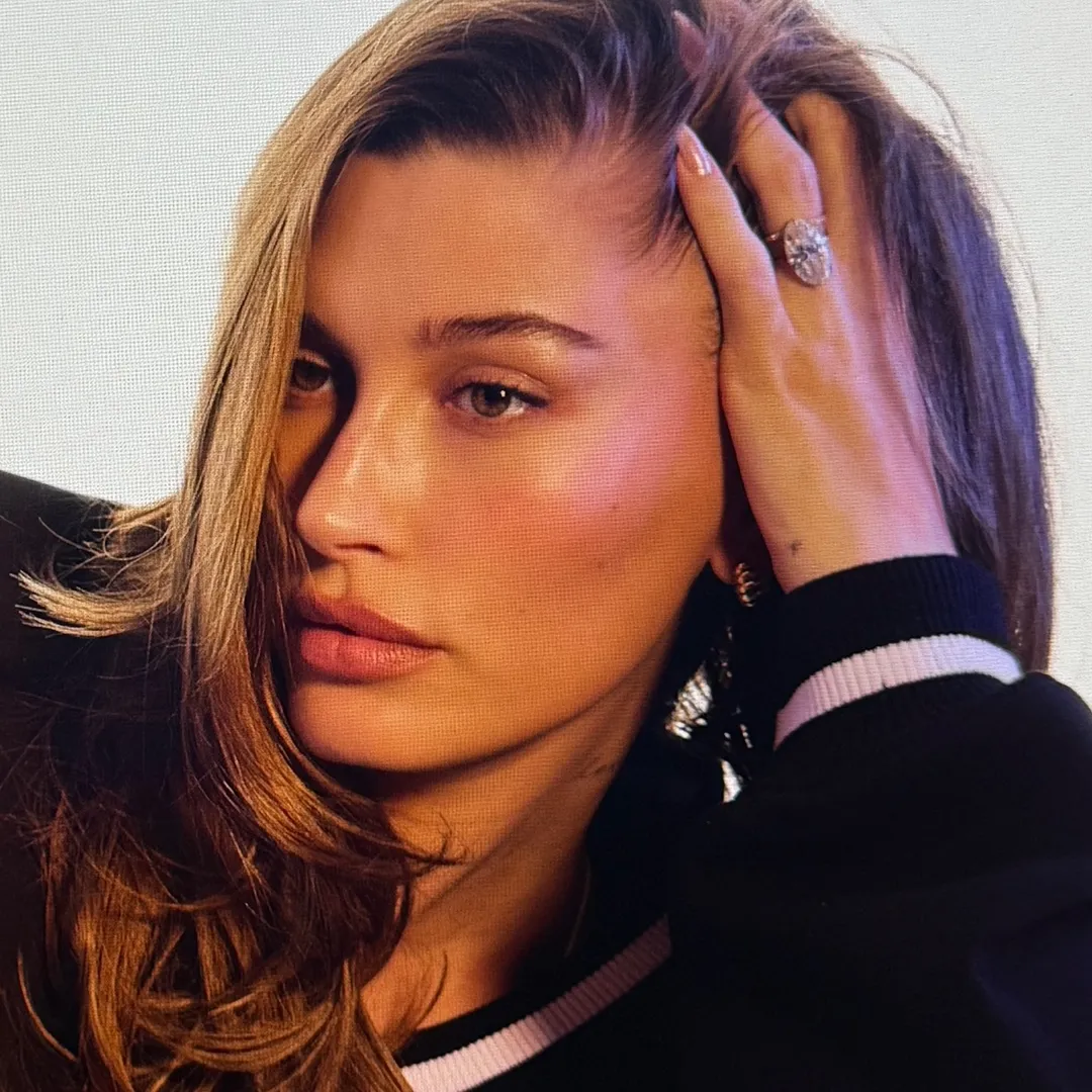 Hailey Bieber