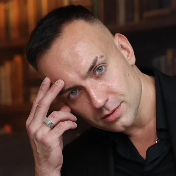Андрей Назаров