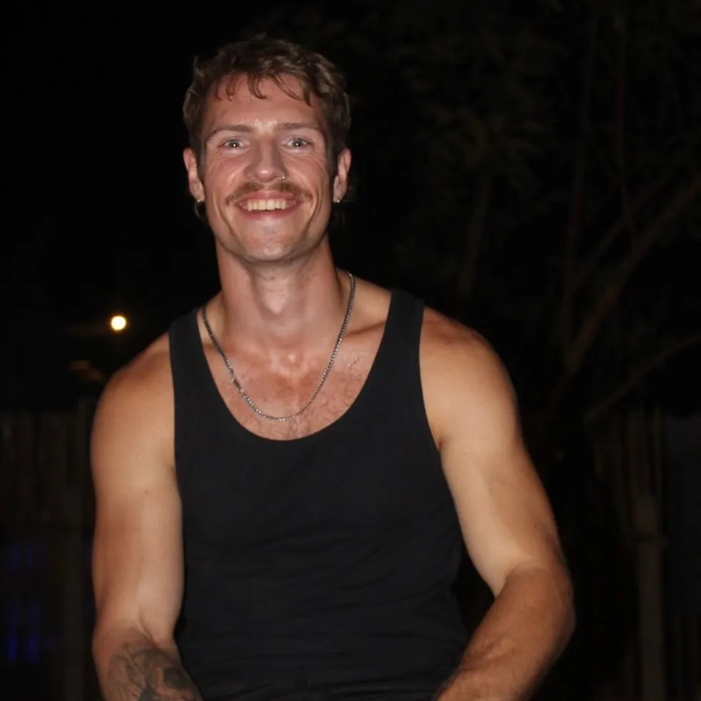 Olly Dobson | Men’s Life Coach