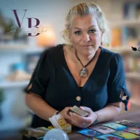 Din Clairvoyant Viki's Tarot