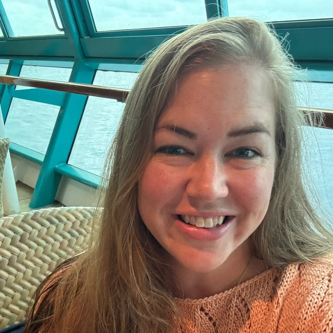 Angie (Angela) Linderman
