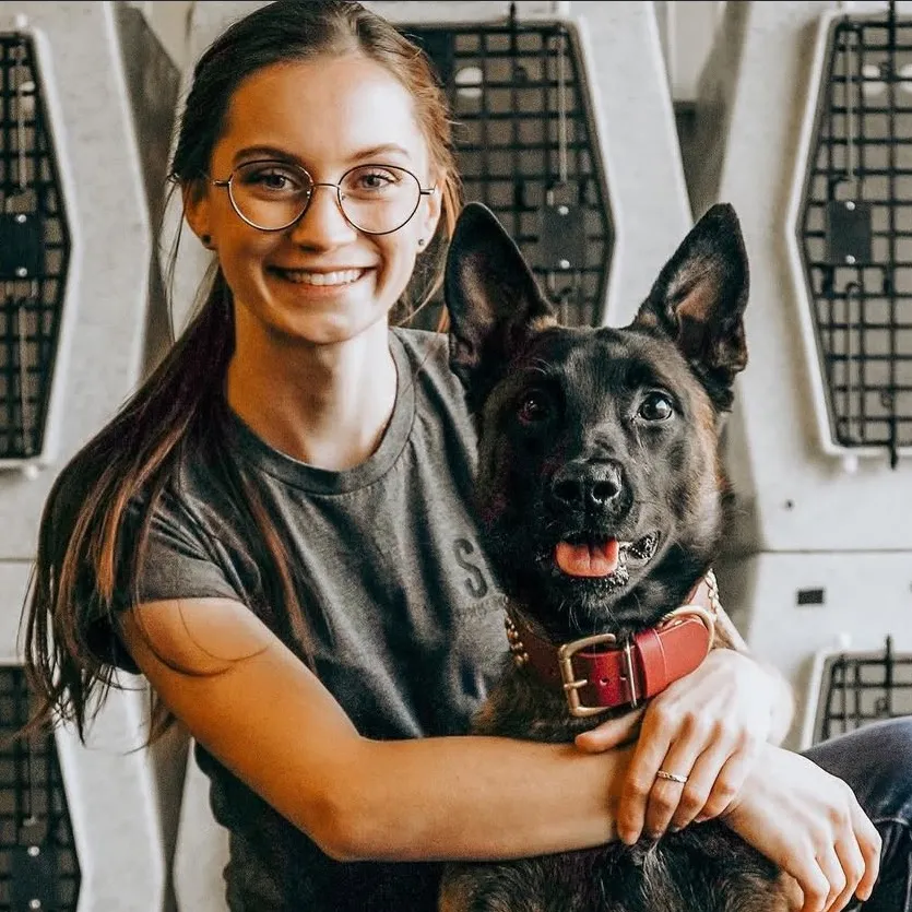 Emilee Dog Lady - Dog Trainer