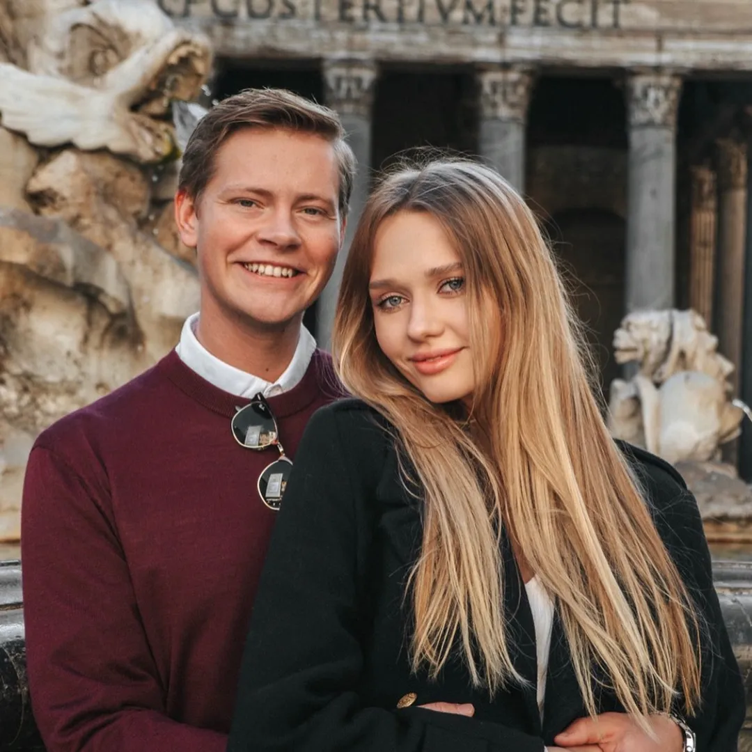 SNEZHANA & MAX