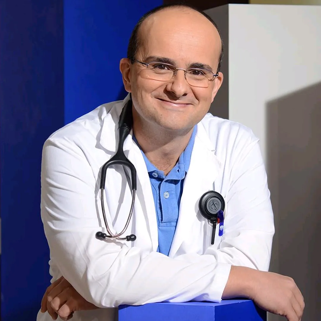Doctor Daniel González