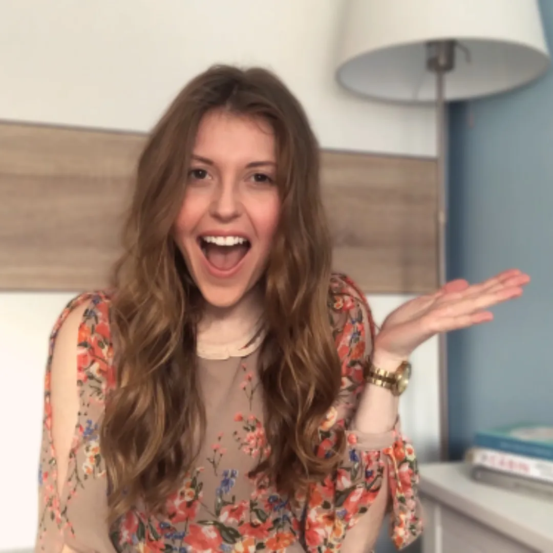 Julia Rochelle Abroad