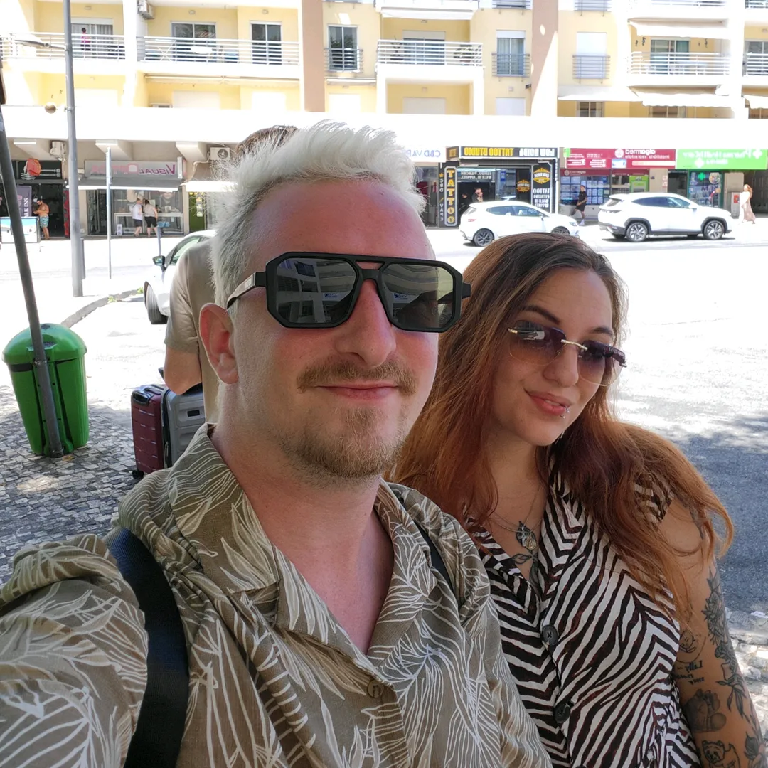 Ben & Nies