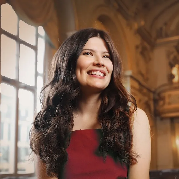 Singer | Singing Classes | Confident Speaking | Zurich