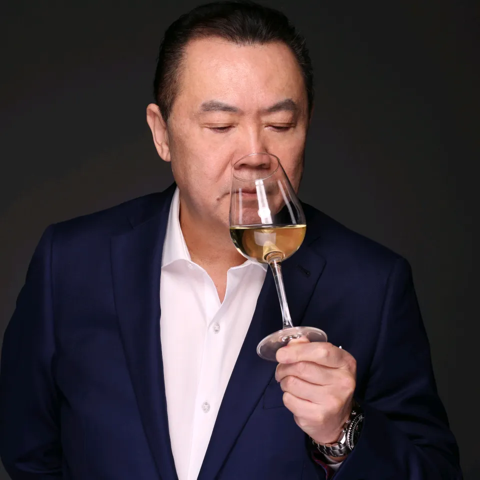 Dr. Lee | Wine & Etiquette🍷