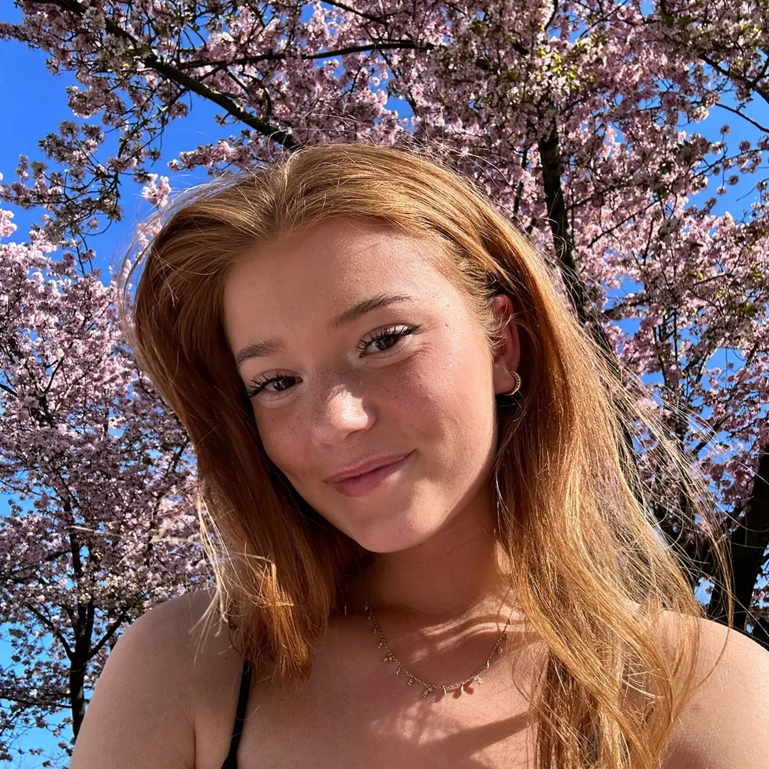Jasmin Cyano