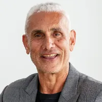 Tom Panos®