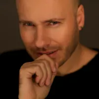 Emre Yücelen