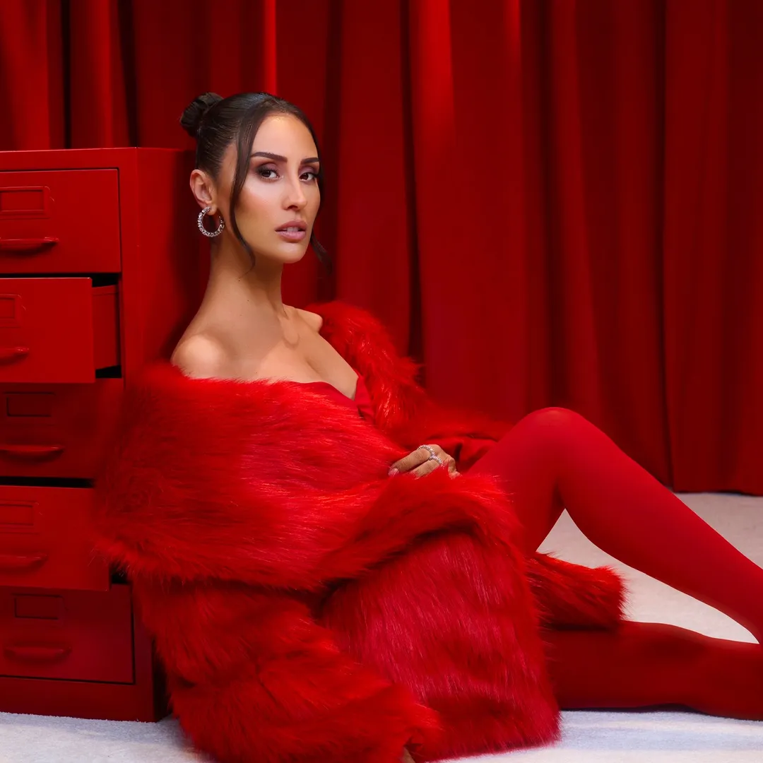 HANDE ÜNSAL