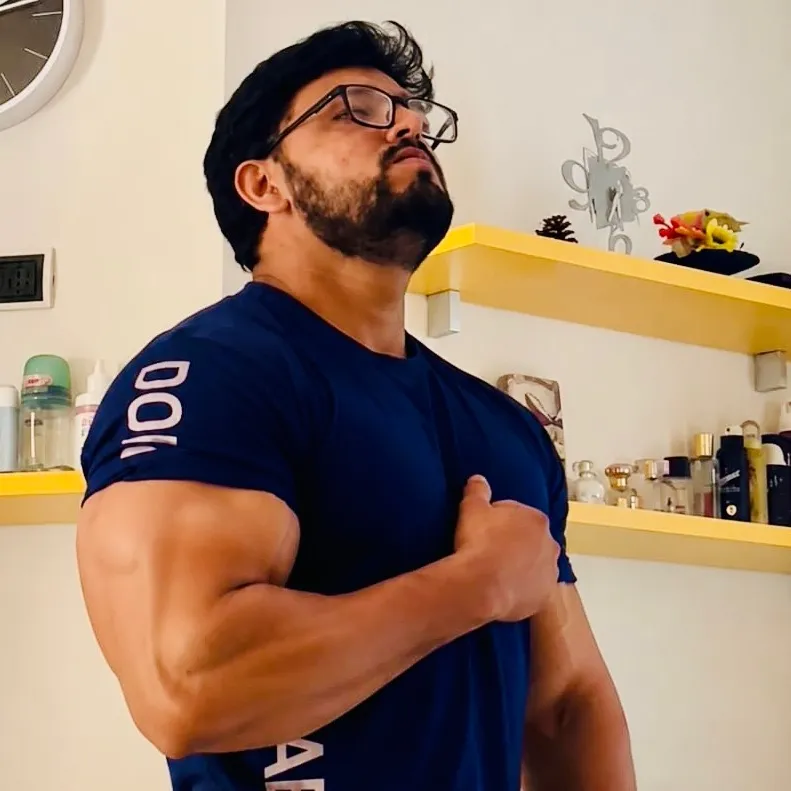 Azhar Sialkoti