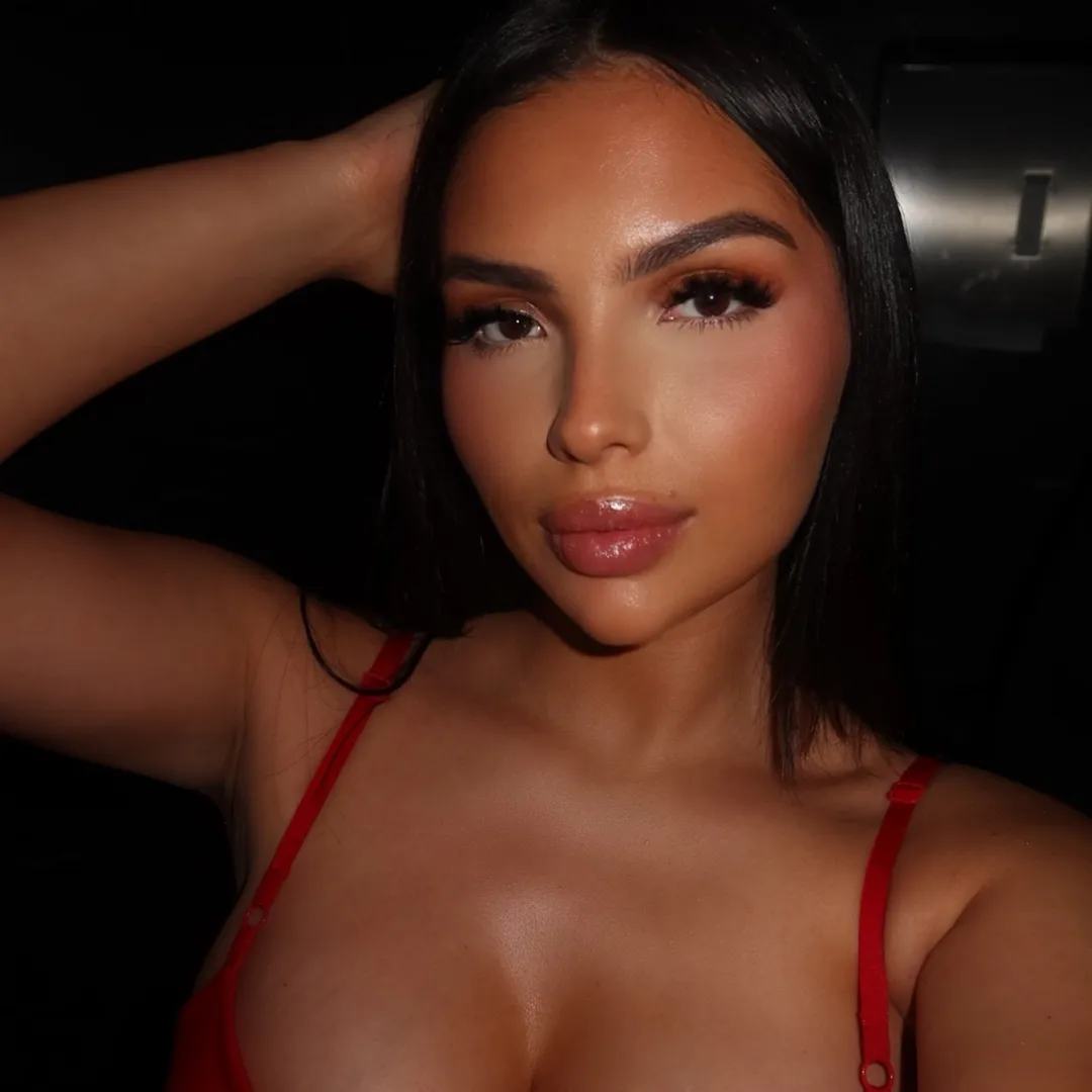 Nicole Aimely