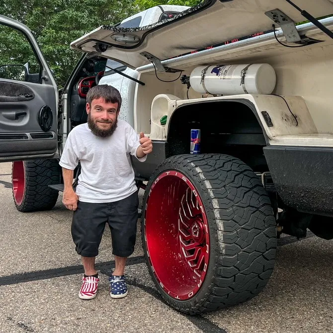 Super Dwarf