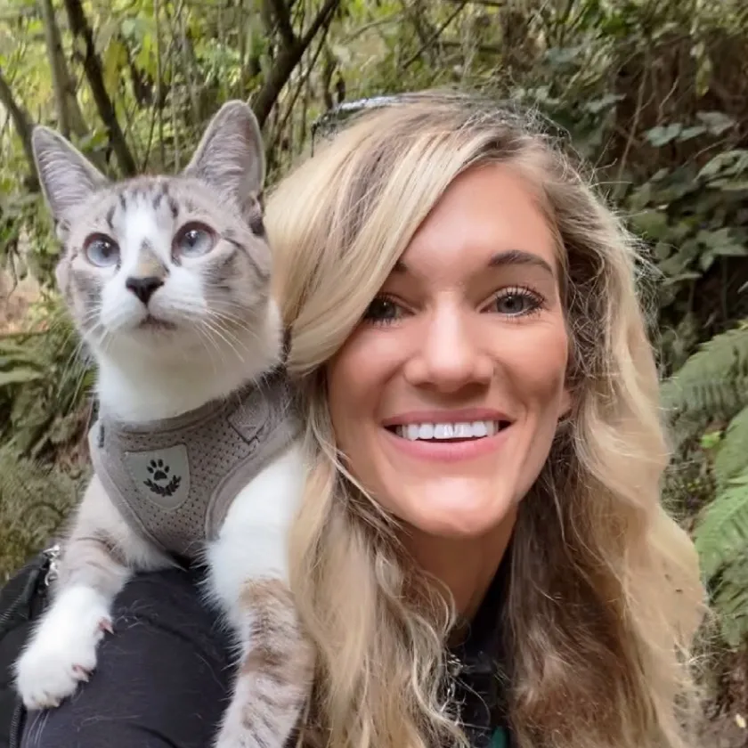 Kaylin Meyer | Adventure Cat Max