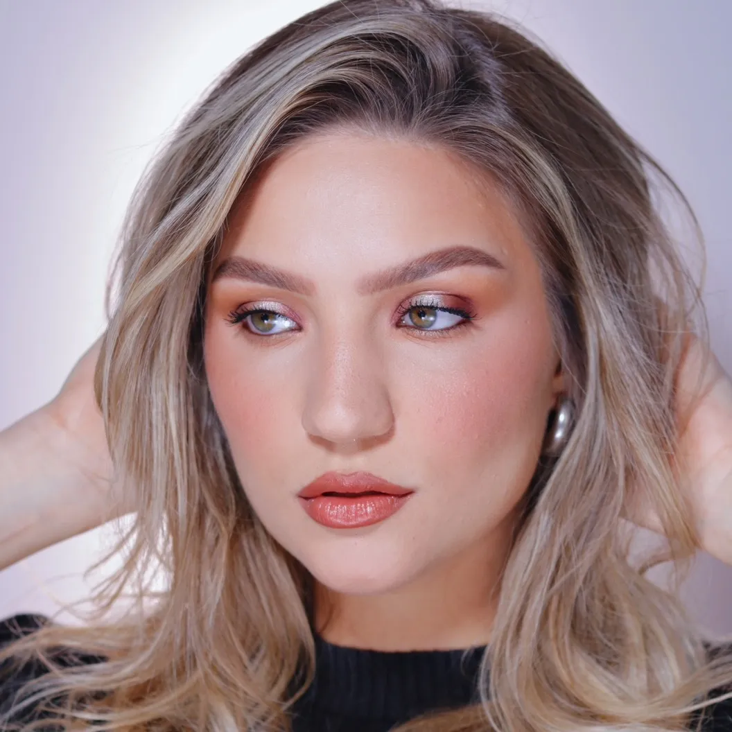 Sara Litardi │ Pro Makeup Artist