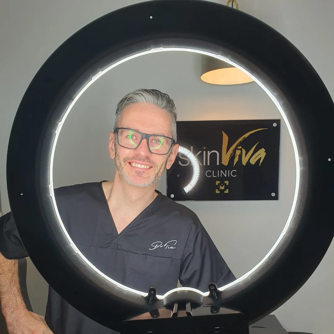 Dr Tim Pearce