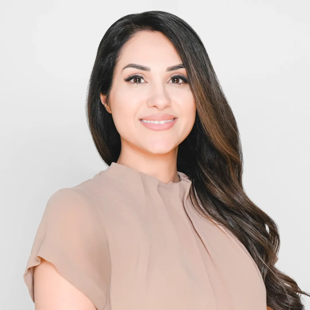 Dr Naghmeh Natalie Pakzamir